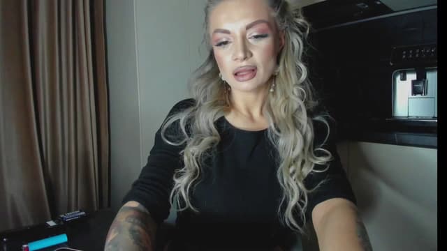 Gallery image thumbnail from BOO_D's myfreecams stream on, 12/30/2025, 20:24 image 17 of 20