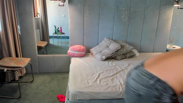 Gallery image thumbnail from B_Boo's myfreecams stream on, 03/26/2023, 14:00 image 15 of 20