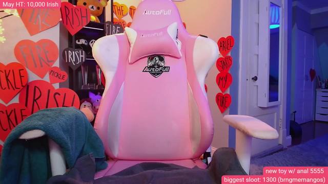 Gallery image thumbnail from BabeAriel's myfreecams stream on, 05/07/2024, 05:12 image 8 of 20