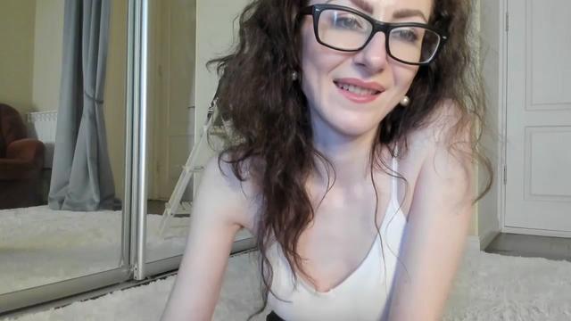 Gallery image thumbnail from Baby_Jewel's myfreecams stream on, 06/20/2024, 11:35 image 16 of 20