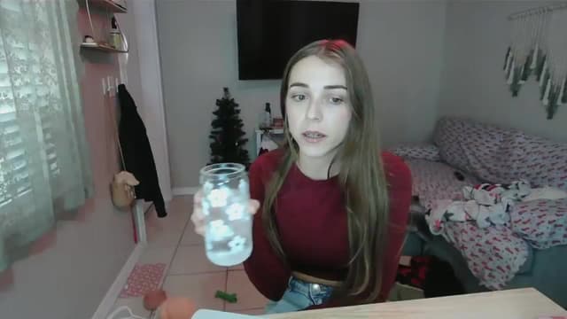 Gallery image thumbnail from Bambz's myfreecams stream on, 12/18/2025, 17:41 image 16 of 20
