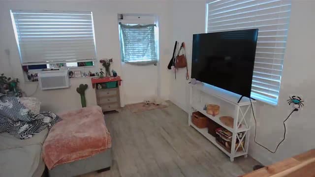 Gallery image thumbnail from Bambz's myfreecams stream on, 04/29/2026, 12:52 image 5 of 20