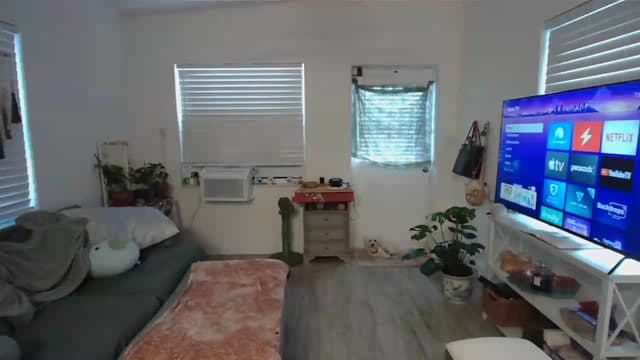 Gallery image thumbnail from Bambz's myfreecams stream on, 06/01/2026, 23:42 image 11 of 20