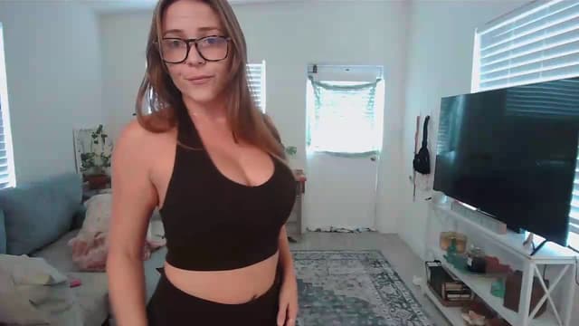 Gallery image thumbnail from Bambz's myfreecams stream on, 08/01/2026, 19:28 image 7 of 20