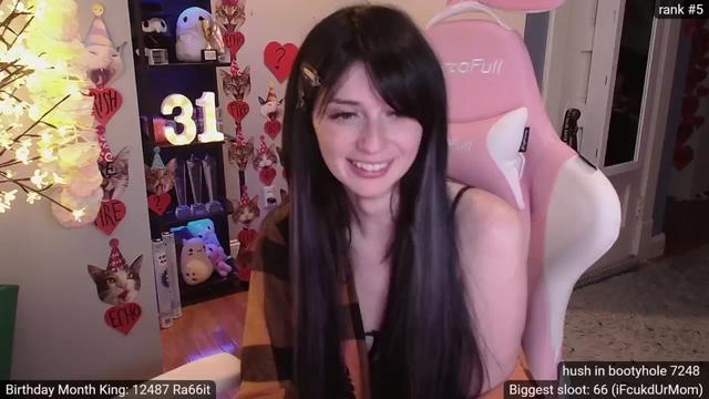 Gallery image thumbnail from BdayAriel's myfreecams stream on, 06/13/2024, 03:44 image 9 of 20