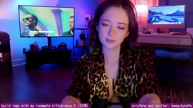 Gallery image thumbnail from BeeautyNSFW's myfreecams stream on, 03/19/2023, 02:52 image 7 of 20