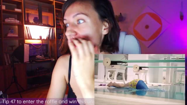 Gallery image thumbnail from Beth_'s myfreecams stream on, 08/20/2024, 22:37 image 10 of 20