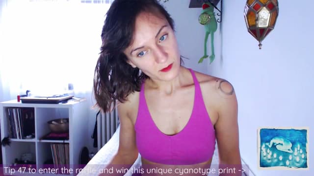 Gallery image thumbnail from Beth_'s myfreecams stream on, 11/30/2024, 13:42 image 7 of 20