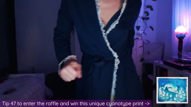 Gallery image thumbnail from Beth_'s myfreecams stream on, 12/20/2024, 15:21 image 8 of 20