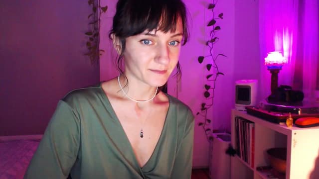 Gallery image thumbnail from Beth_'s myfreecams stream on, 01/13/2025, 24:55 image 10 of 20