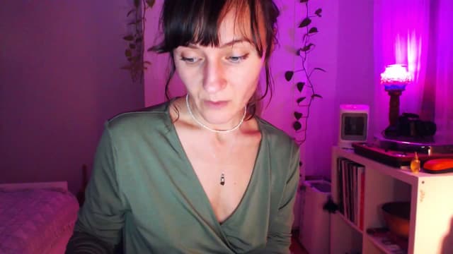 Gallery image thumbnail from Beth_'s myfreecams stream on, 01/13/2025, 24:55 image 16 of 20