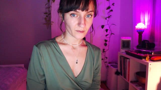 Gallery image thumbnail from Beth_'s myfreecams stream on, 01/13/2025, 24:55 image 17 of 20