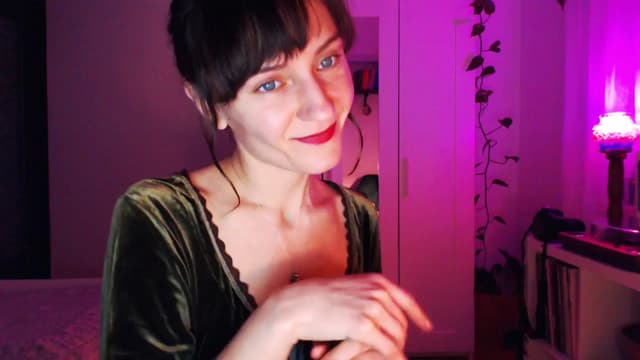 Gallery image thumbnail from Beth_'s myfreecams stream on, 01/19/2025, 19:13 image 9 of 20