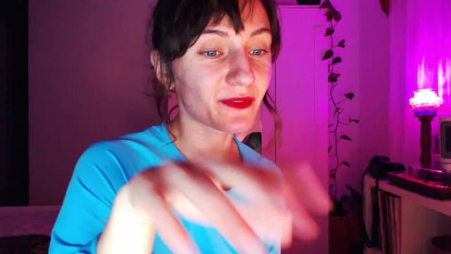 Gallery image thumbnail from Beth_'s myfreecams stream on, 01/19/2025, 21:29 image 9 of 20