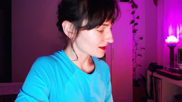 Gallery image thumbnail from Beth_'s myfreecams stream on, 01/19/2025, 21:29 image 8 of 20