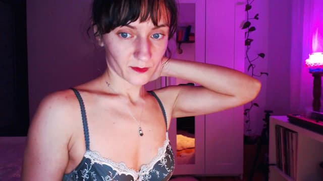 Gallery image thumbnail from Beth_'s myfreecams stream on, 01/21/2025, 24:00 image 4 of 20