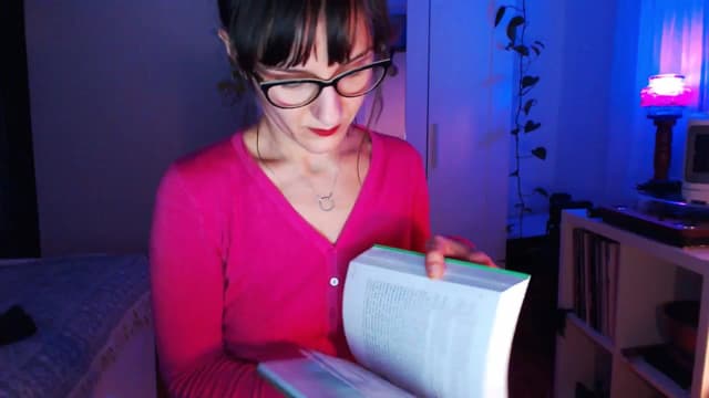 Gallery image thumbnail from Beth_'s myfreecams stream on, 02/08/2025, 21:02 image 13 of 20