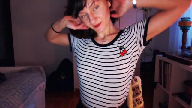 Gallery image thumbnail from Beth_'s myfreecams stream on, 02/10/2025, 16:12 image 13 of 20