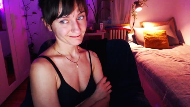 Gallery image thumbnail from Beth_'s myfreecams stream on, 02/26/2025, 24:27 image 7 of 20