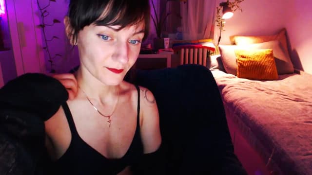 Gallery image thumbnail from Beth_'s myfreecams stream on, 02/26/2025, 24:27 image 2 of 20