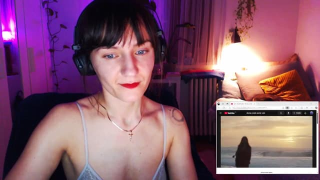 Gallery image thumbnail from Beth_'s myfreecams stream on, 02/27/2025, 23:49 image 20 of 20