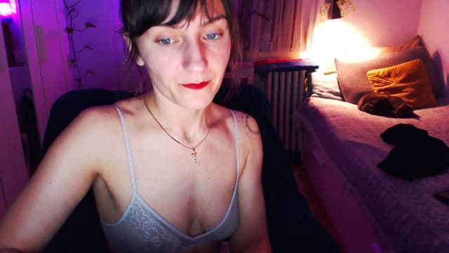 Gallery image thumbnail from Beth_'s myfreecams stream on, 02/27/2025, 23:49 image 12 of 20