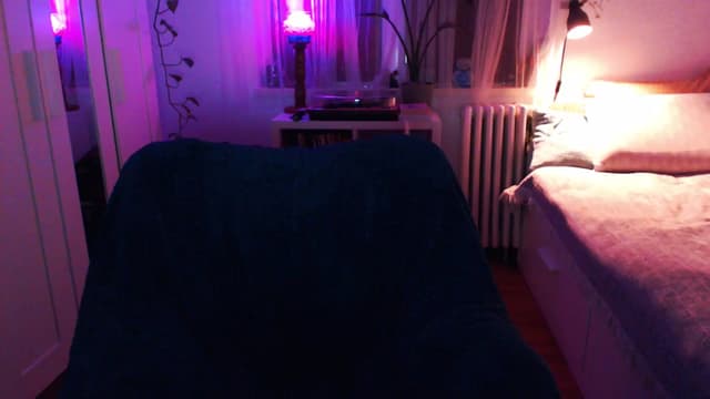 Gallery image thumbnail from Beth_'s myfreecams stream on, 03/07/2025, 23:28 image 17 of 20