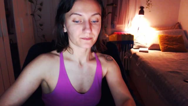 Gallery image thumbnail from Beth_'s myfreecams stream on, 03/10/2025, 23:23 image 19 of 20