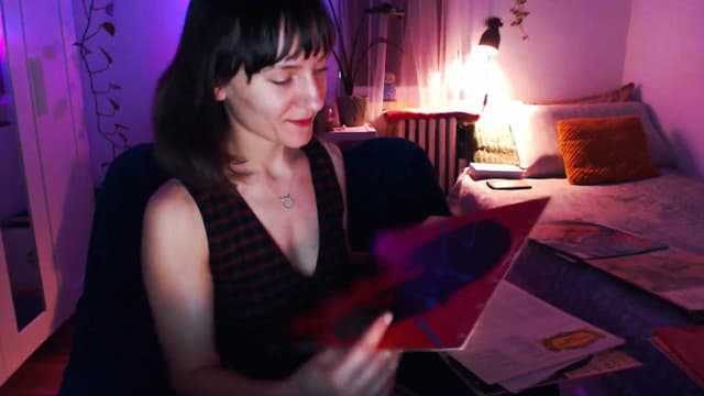 Gallery image thumbnail from Beth_'s myfreecams stream on, 03/15/2025, 22:02 image 6 of 20