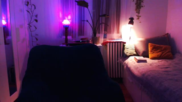 Gallery image thumbnail from Beth_'s myfreecams stream on, 03/17/2025, 23:13 image 20 of 20