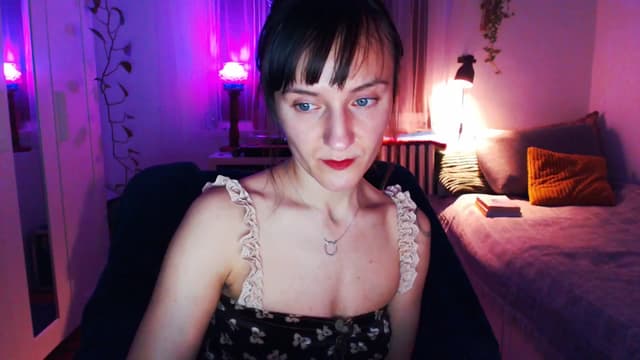 Gallery image thumbnail from Beth_'s myfreecams stream on, 03/17/2025, 23:13 image 8 of 20