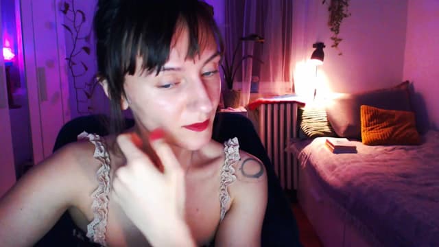 Gallery image thumbnail from Beth_'s myfreecams stream on, 03/17/2025, 23:13 image 14 of 20