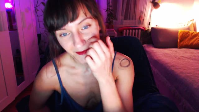 Gallery image thumbnail from Beth_'s myfreecams stream on, 03/20/2025, 23:30 image 2 of 20