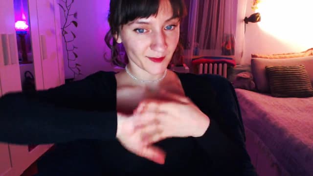 Gallery image thumbnail from Beth_'s myfreecams stream on, 03/24/2025, 23:27 image 5 of 20