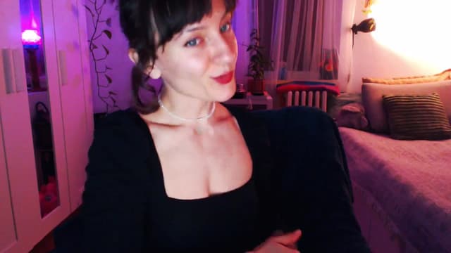 Gallery image thumbnail from Beth_'s myfreecams stream on, 03/24/2025, 23:27 image 6 of 20