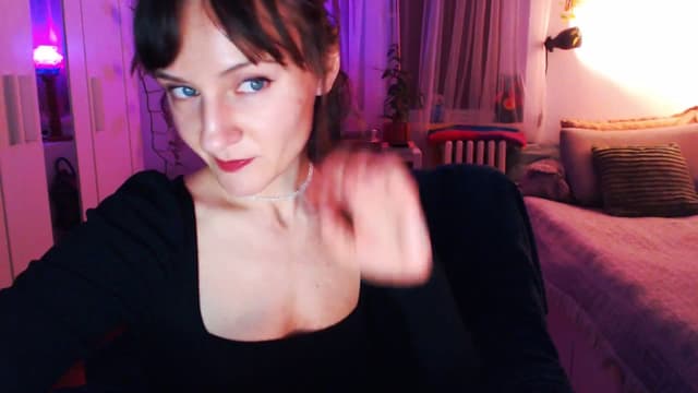 Gallery image thumbnail from Beth_'s myfreecams stream on, 03/24/2025, 23:27 image 13 of 20
