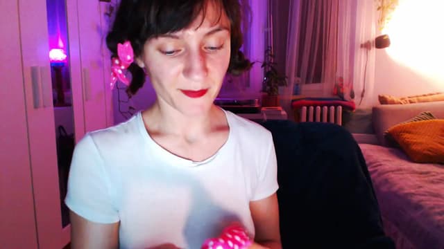 Gallery image thumbnail from Beth_'s myfreecams stream on, 03/25/2025, 21:52 image 1 of 20