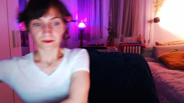 Gallery image thumbnail from Beth_'s myfreecams stream on, 03/25/2025, 21:52 image 4 of 20