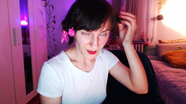 Gallery image thumbnail from Beth_'s myfreecams stream on, 03/25/2025, 21:52 image 2 of 20