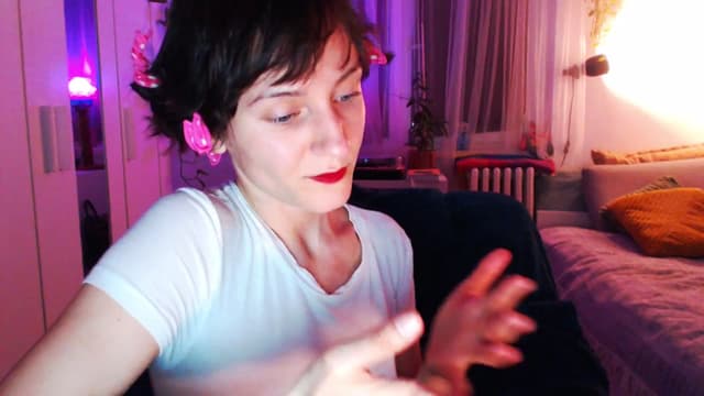 Gallery image thumbnail from Beth_'s myfreecams stream on, 03/25/2025, 21:52 image 10 of 20