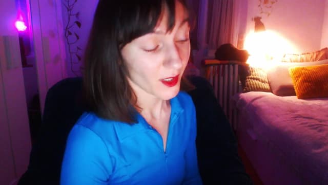 Gallery image thumbnail from Beth_'s myfreecams stream on, 03/29/2025, 23:17 image 9 of 20