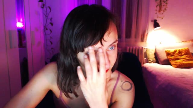Gallery image thumbnail from Beth_'s myfreecams stream on, 04/02/2025, 20:11 image 13 of 20