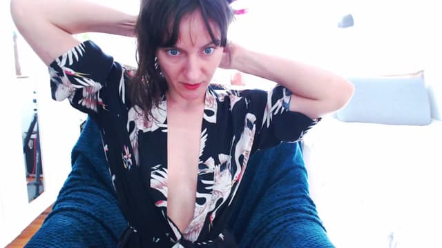 Gallery image thumbnail from Beth_'s myfreecams stream on, 04/21/2025, 14:48 image 14 of 20