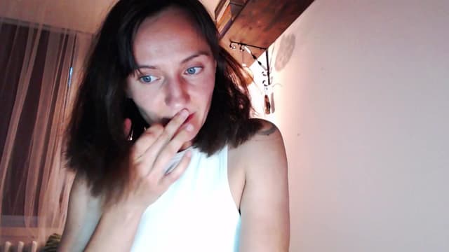 Gallery image thumbnail from Beth_'s myfreecams stream on, 06/23/2025, 18:57 image 17 of 20