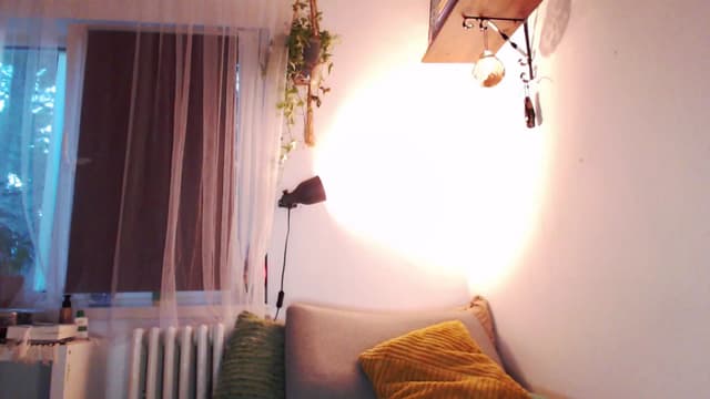 Gallery image thumbnail from Beth_'s myfreecams stream on, 06/23/2025, 18:57 image 10 of 20
