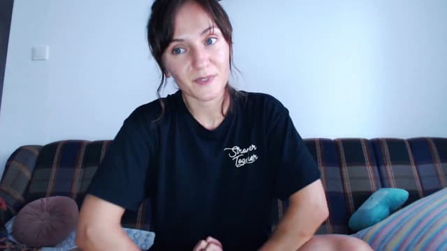 Gallery image thumbnail from Beth_'s myfreecams stream on, 07/27/2025, 16:31 image 19 of 20