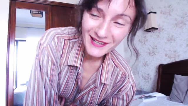Gallery image thumbnail from Beth_'s myfreecams stream on, 08/03/2025, 14:05 image 15 of 20