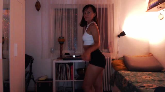 Gallery image thumbnail from Beth_'s myfreecams stream on, 08/07/2025, 18:39 image 20 of 20