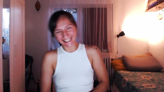 Gallery image thumbnail from Beth_'s myfreecams stream on, 08/07/2025, 18:39 image 10 of 20