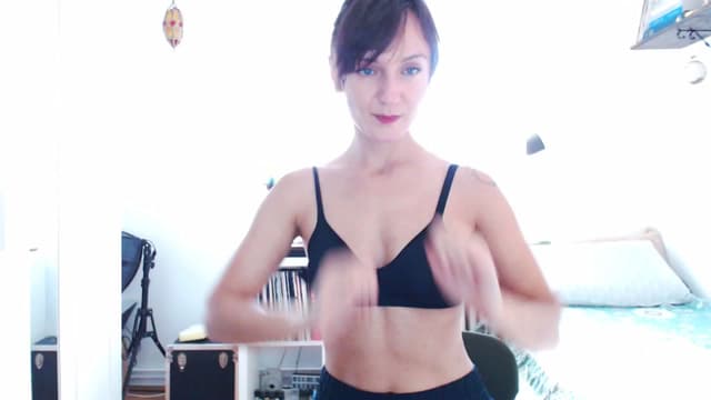Gallery image thumbnail from Beth_'s myfreecams stream on, 08/10/2025, 15:36 image 14 of 20